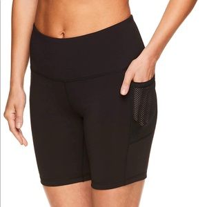 Reebok high waisted compression shorts 7”